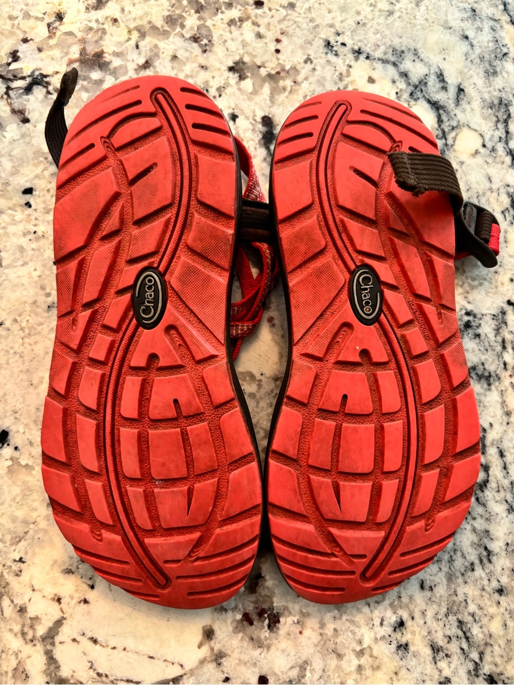 Women’s chaco sandals red size 8 - Picture 7 of 11